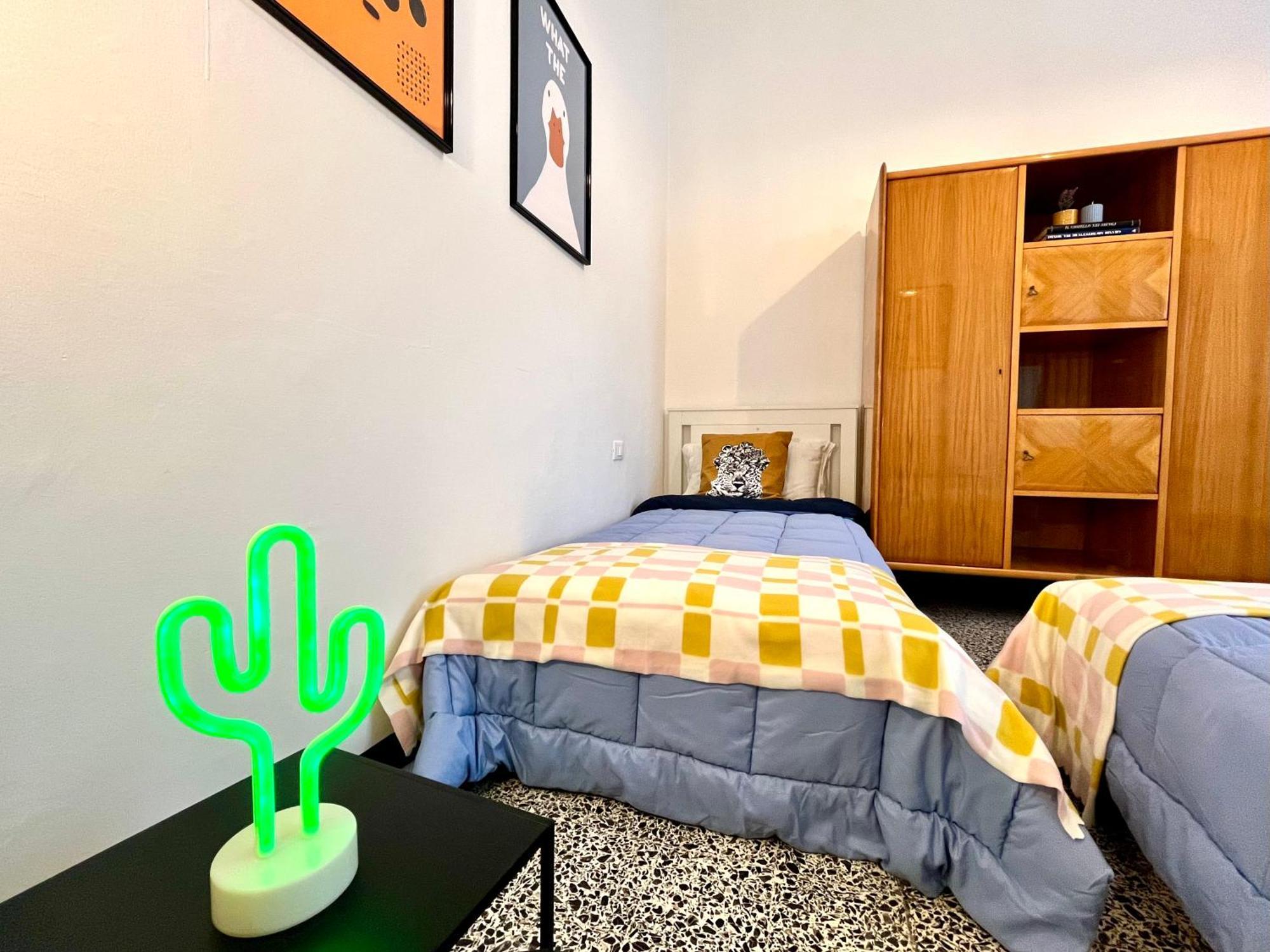 Centrale Ampio Appartamento 5 Minuti Stazione Cinque Terre 斯培西亚 外观 照片