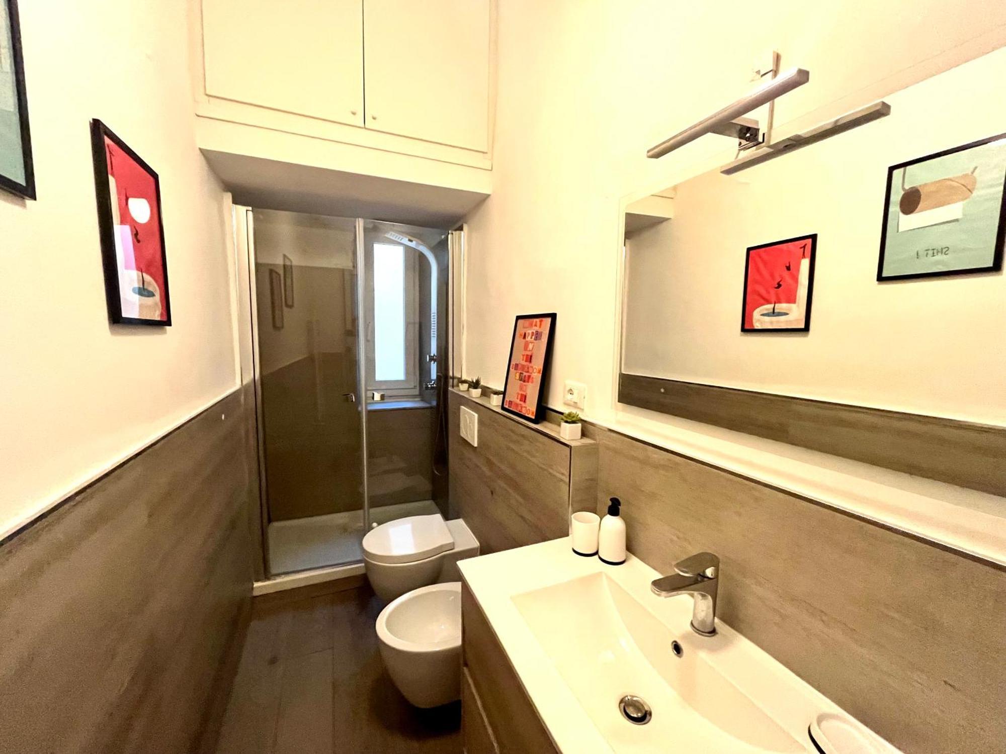 Centrale Ampio Appartamento 5 Minuti Stazione Cinque Terre 斯培西亚 外观 照片
