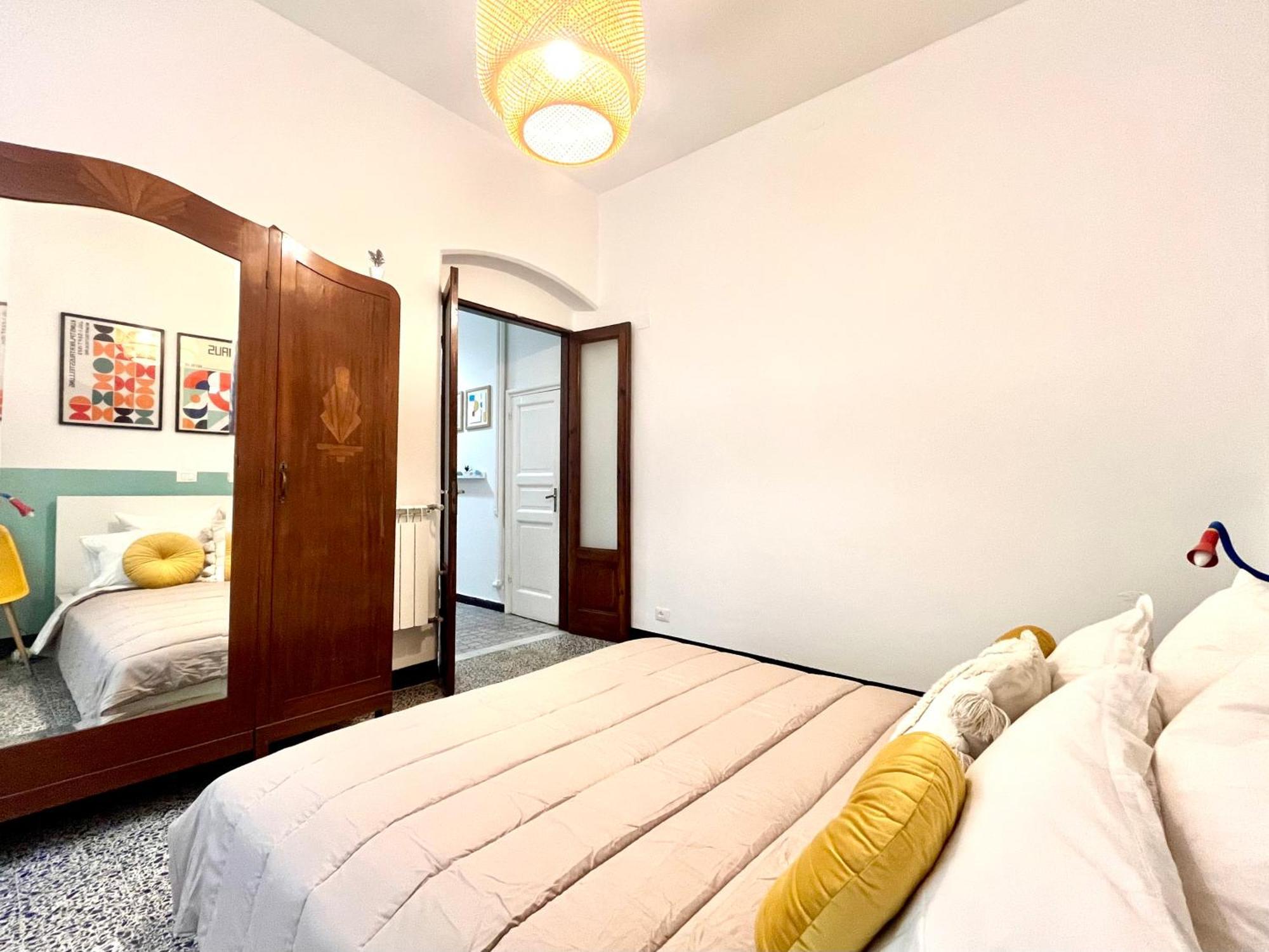 Centrale Ampio Appartamento 5 Minuti Stazione Cinque Terre 斯培西亚 外观 照片